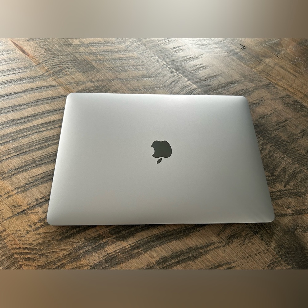 Apple 13-inch MacBook Air